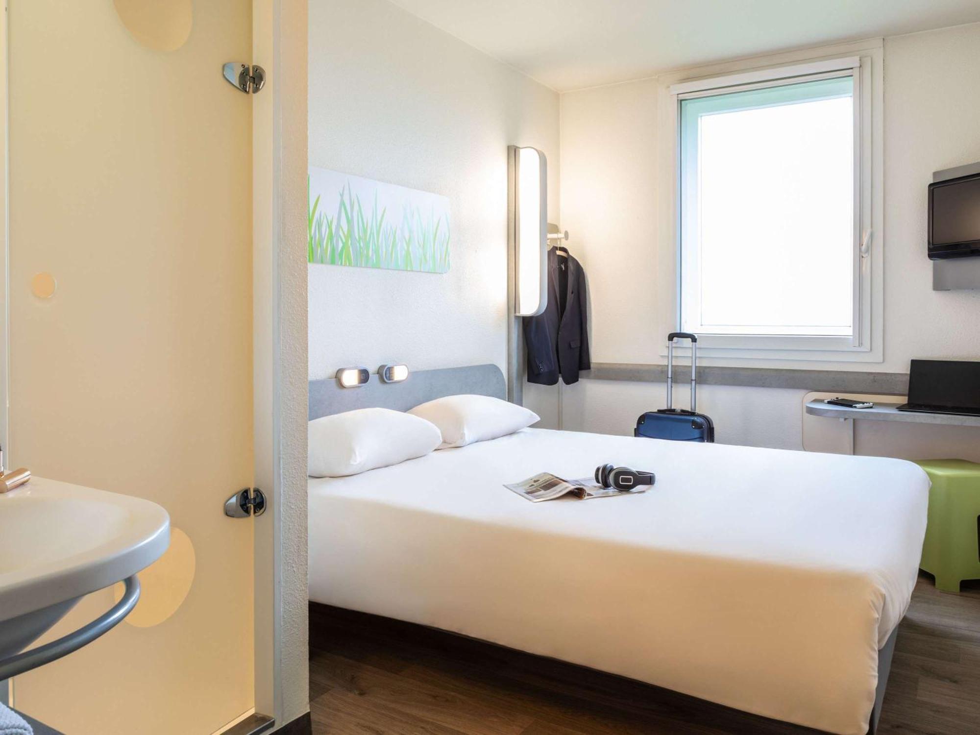 Ibis Budget Roissy Cdg Paris Nord 2 Exterior foto