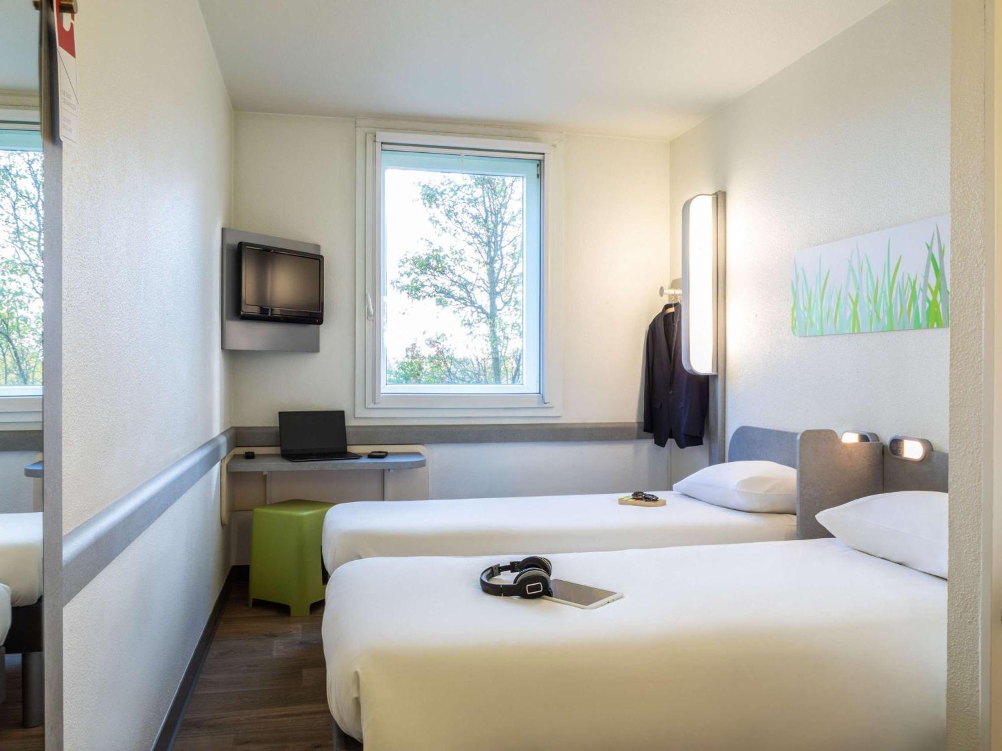 Ibis Budget Roissy Cdg Paris Nord 2 Exterior foto