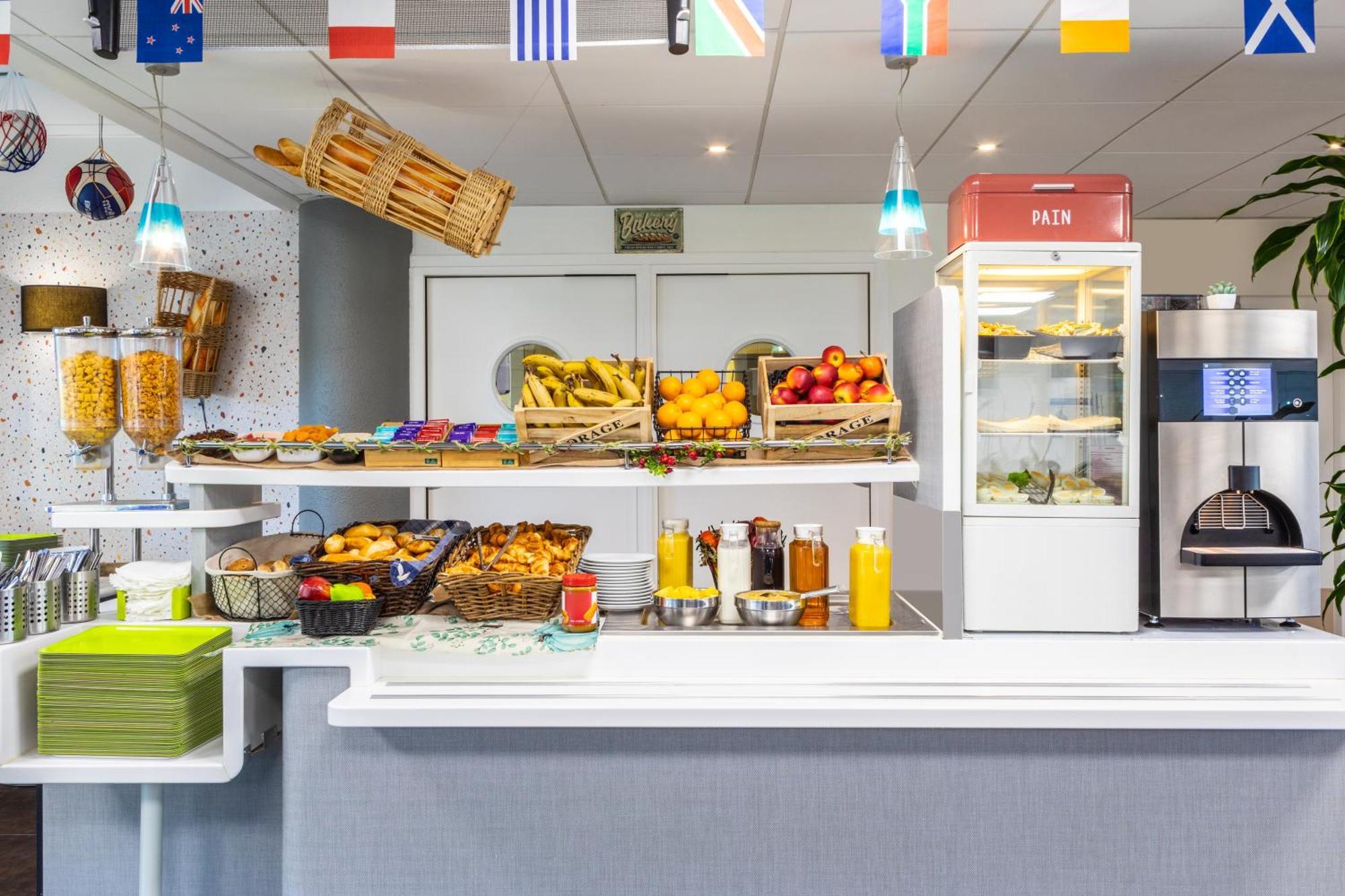 Ibis Budget Roissy Cdg Paris Nord 2 Exterior foto