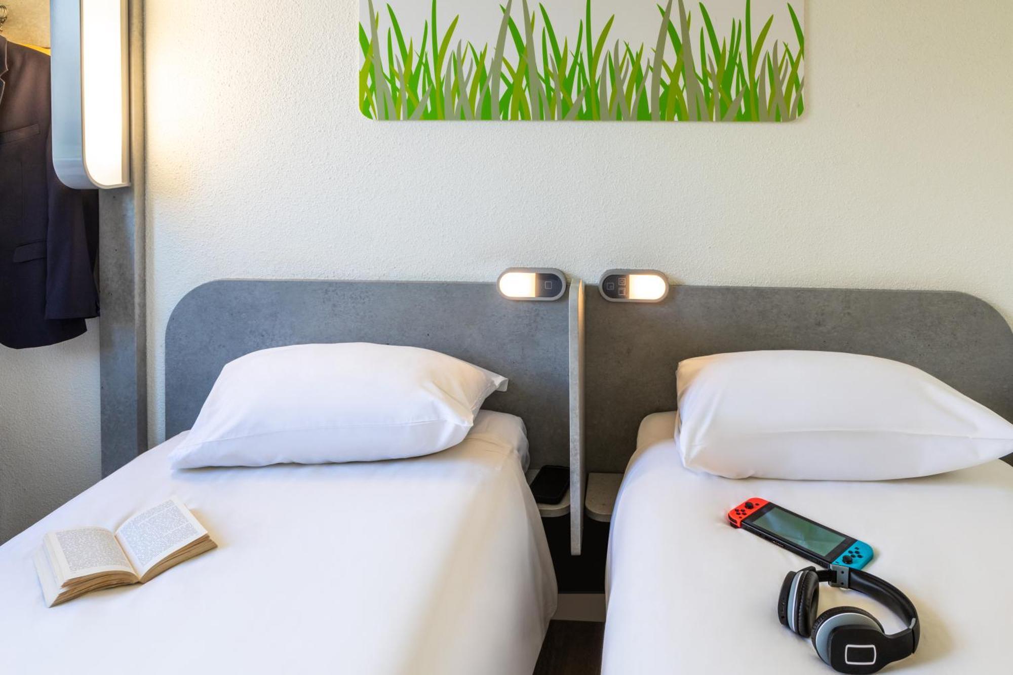 Ibis Budget Roissy Cdg Paris Nord 2 Exterior foto