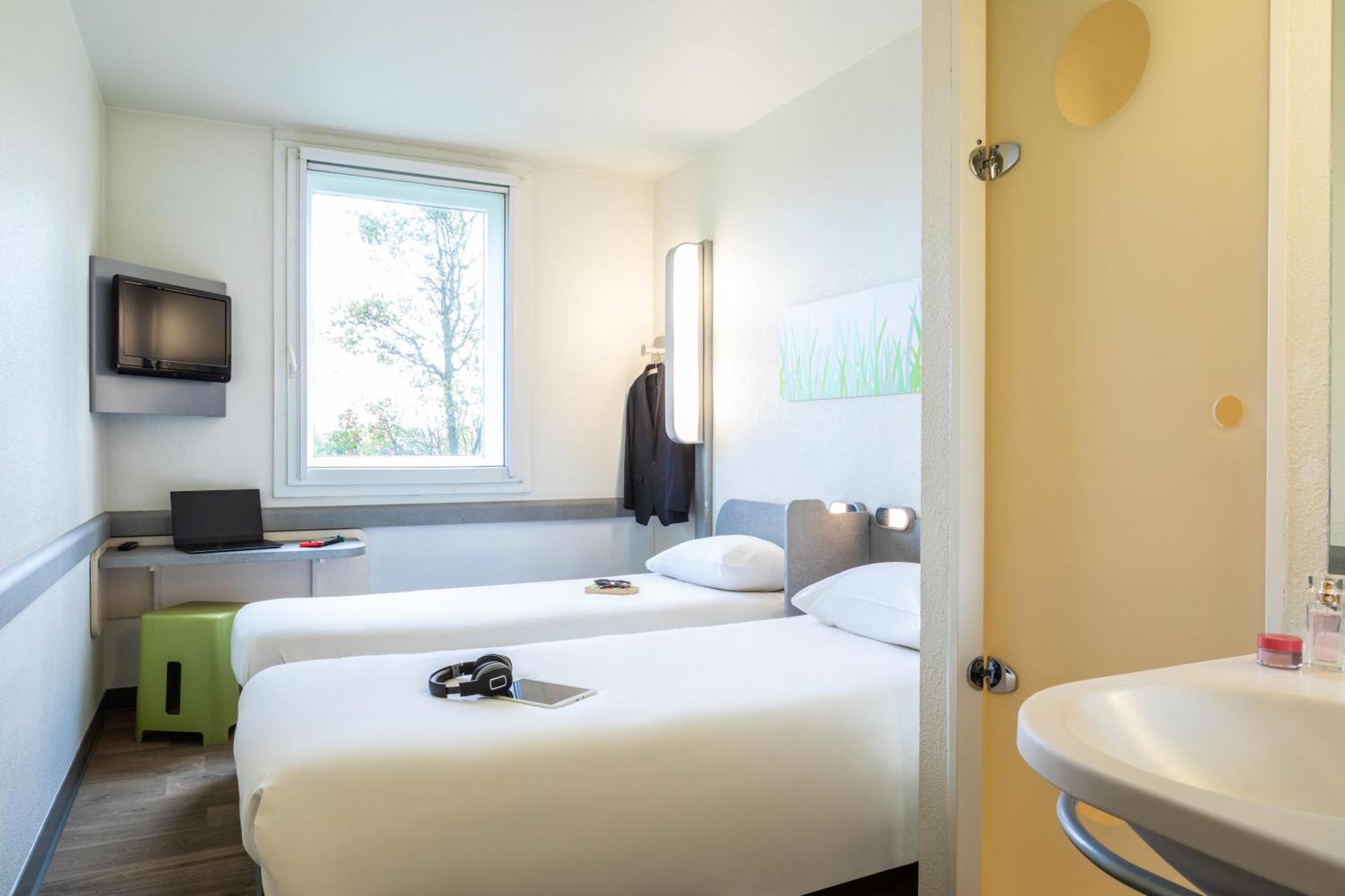 Ibis Budget Roissy Cdg Paris Nord 2 Exterior foto