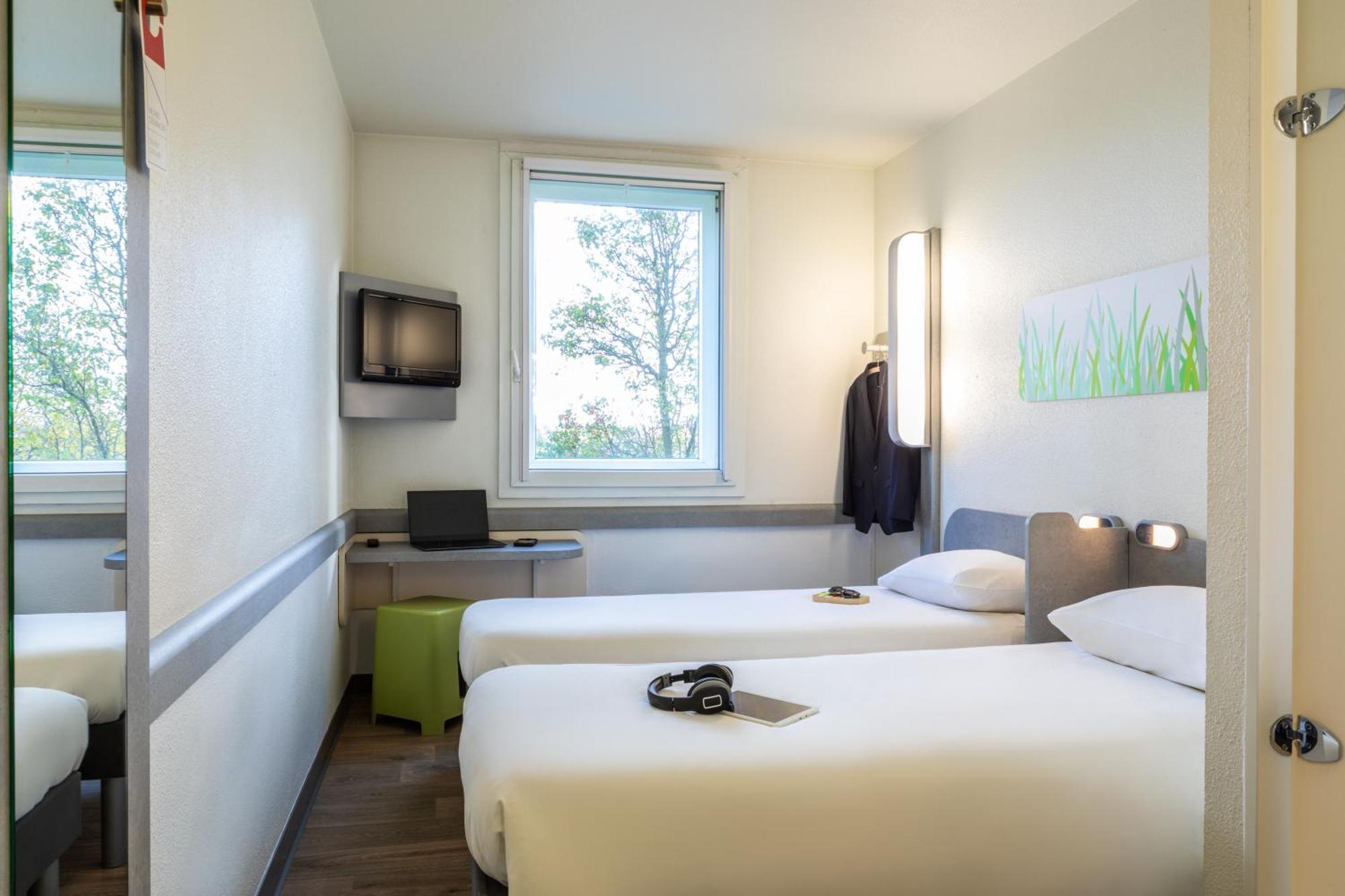Ibis Budget Roissy Cdg Paris Nord 2 Exterior foto