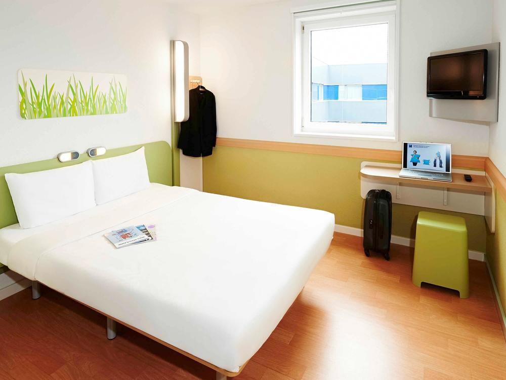 Ibis Budget Roissy Cdg Paris Nord 2 Exterior foto