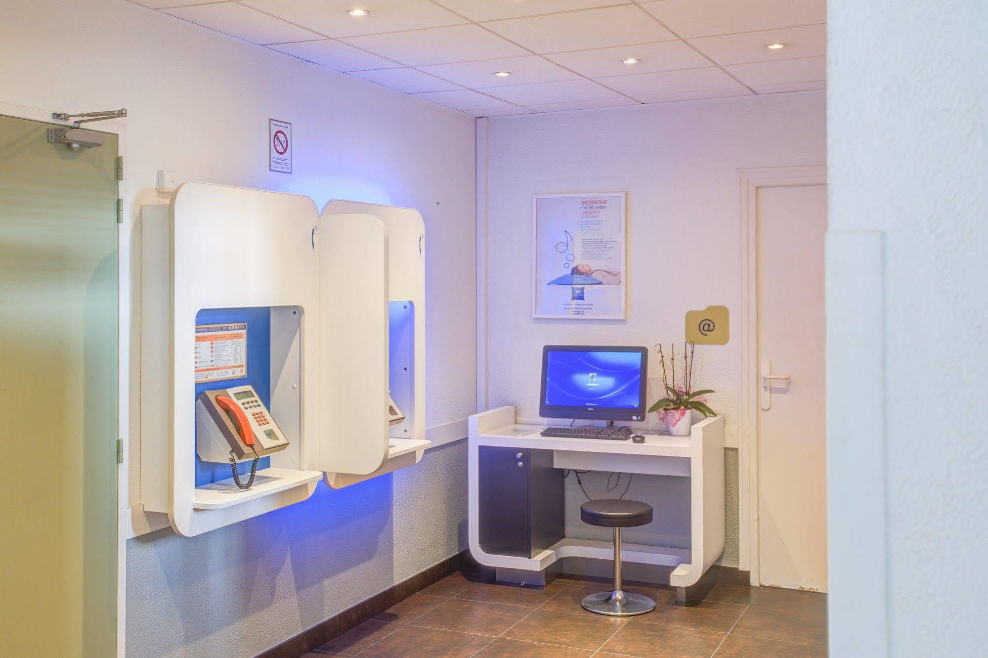 Ibis Budget Roissy Cdg Paris Nord 2 Exterior foto